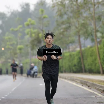Runner Photo 8299634