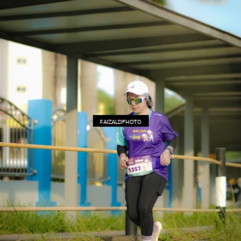 Runner Photo 8299675