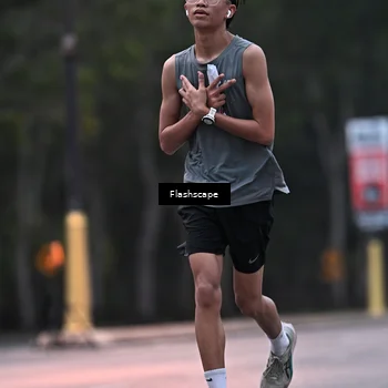 Runner Photo 8299717