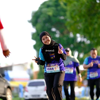 Runner Photo 8299736