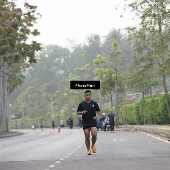 Runner Photo 8299746