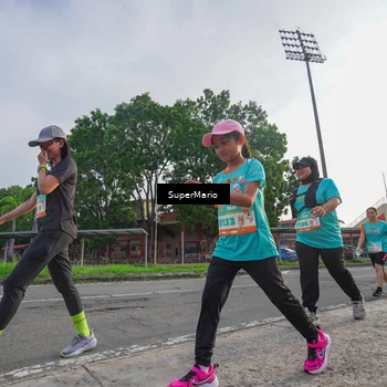 Runner Photo 8299748
