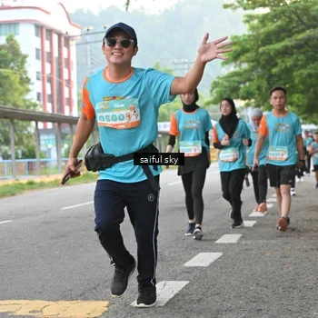 Runner Photo 8299801