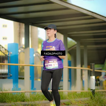 Runner Photo 8299802