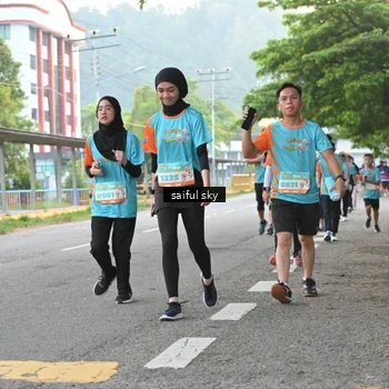 Runner Photo 8299811