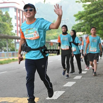 Runner Photo 8299812