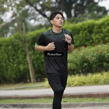 Runner Photo 8299813