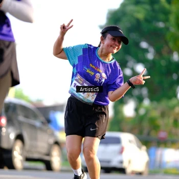 Runner Photo 8299826