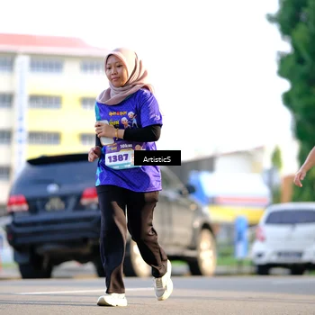 Runner Photo 8299859