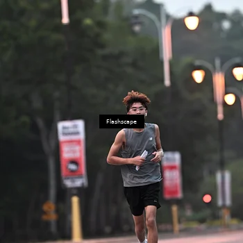Runner Photo 8299867