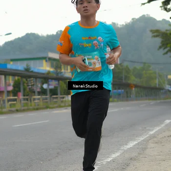 Runner Photo 8299908