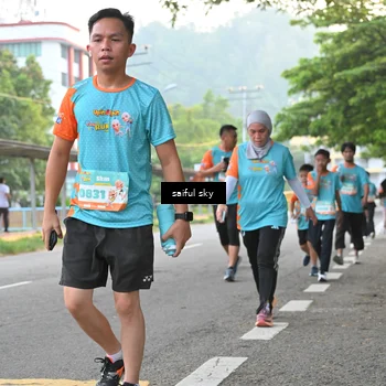 Runner Photo 8299913