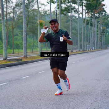 Runner Photo 8299923
