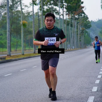 Runner Photo 8299975