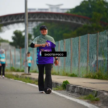 Runner Photo 8299983