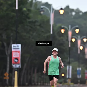 Runner Photo 8299993