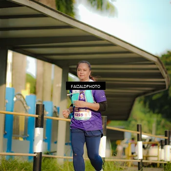 Runner Photo 8299995