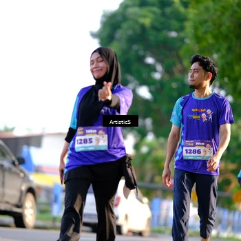 Runner Photo 8300007