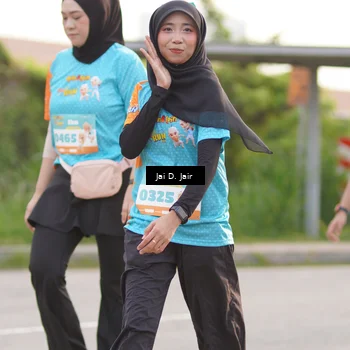 Runner Photo 8300014