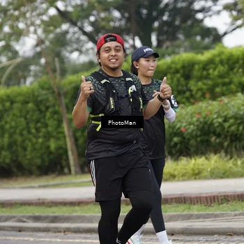 Runner Photo 8300032
