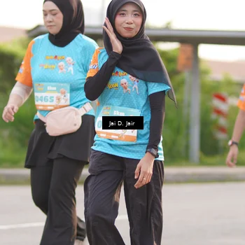 Runner Photo 8300043