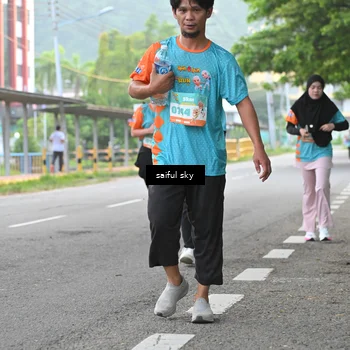 Runner Photo 8300052