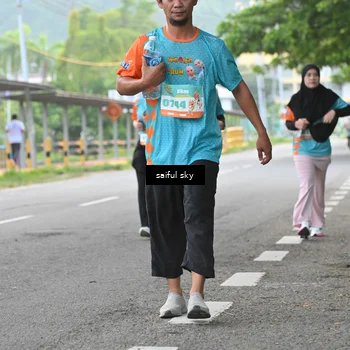 Runner Photo 8300096