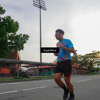 Runner Photo 8300101