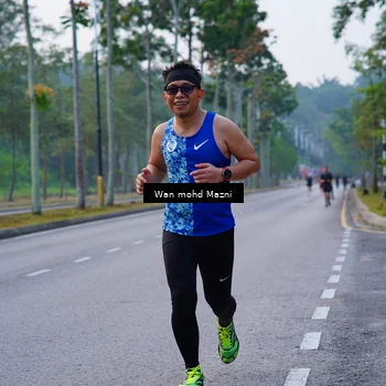 Runner Photo 8300108