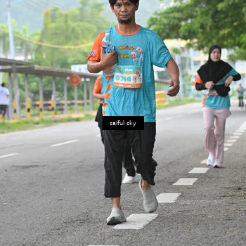 Runner Photo 8300125