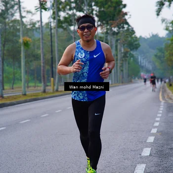 Runner Photo 8300137