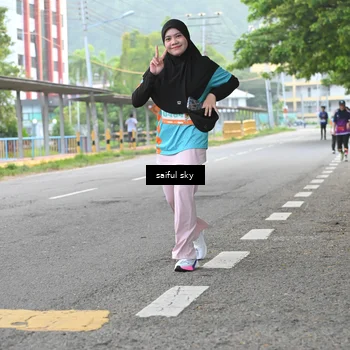 Runner Photo 8300139