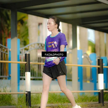 Runner Photo 8300149