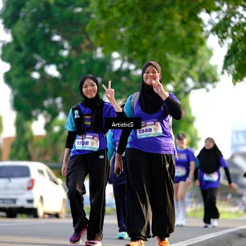 Runner Photo 8300157