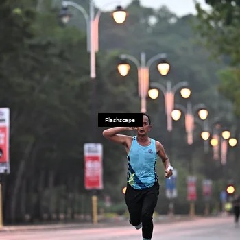 Runner Photo 8300164