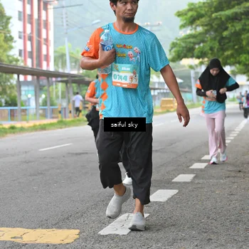 Runner Photo 8300184