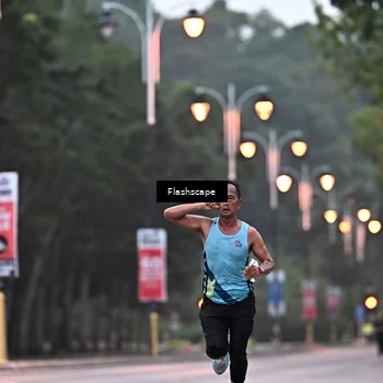 Runner Photo 8300210