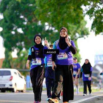 Runner Photo 8300246
