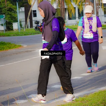 Runner Photo 8300260
