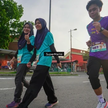 Runner Photo 8300295