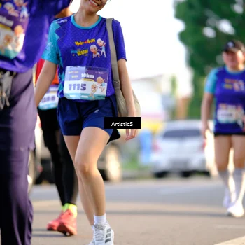 Runner Photo 8300335