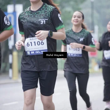 Runner Photo 8300337