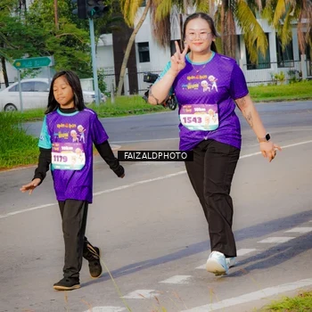 Runner Photo 8300344