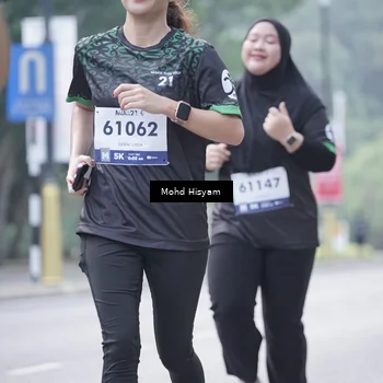 Runner Photo 8300345