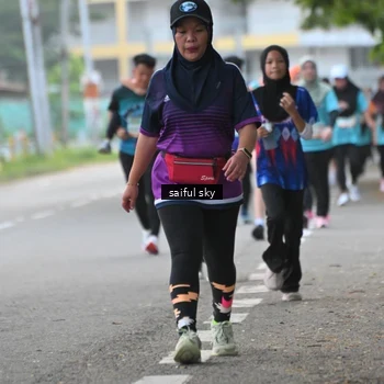 Runner Photo 8300362