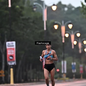 Runner Photo 8300365