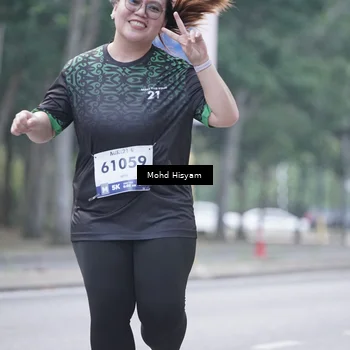 Runner Photo 8300397