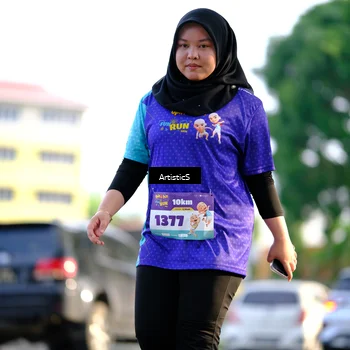 Runner Photo 8300404