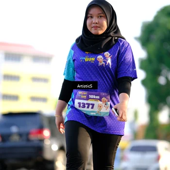 Runner Photo 8300406