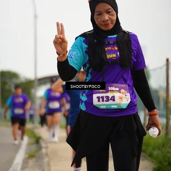 Runner Photo 8300408